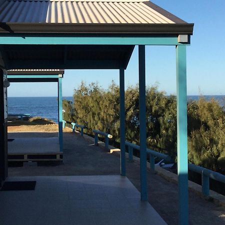 Hotel Dongara Tourist Park Port Denison Exterior foto